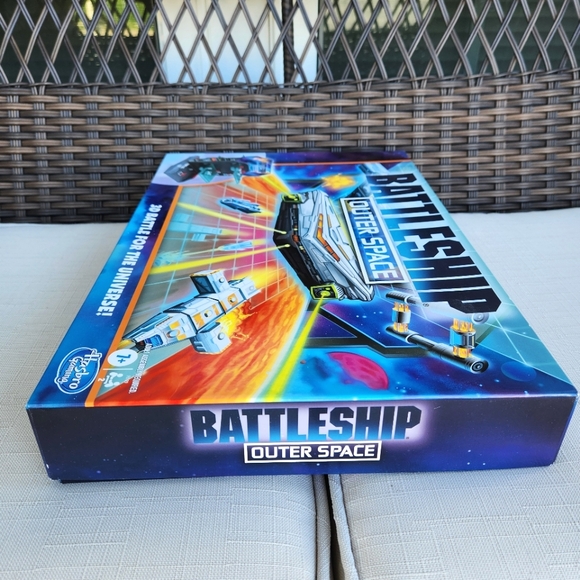 Hasbro Battleship Outer Space 3D Battle for the Universe - Picture 6 of 6